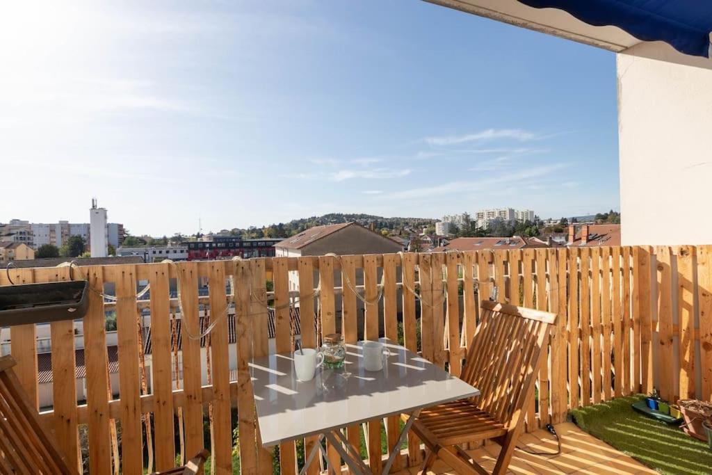 Cabana & Grand Appartement Cosy - Parking & Balcon Villefranche-sur-Saône Exterior photo