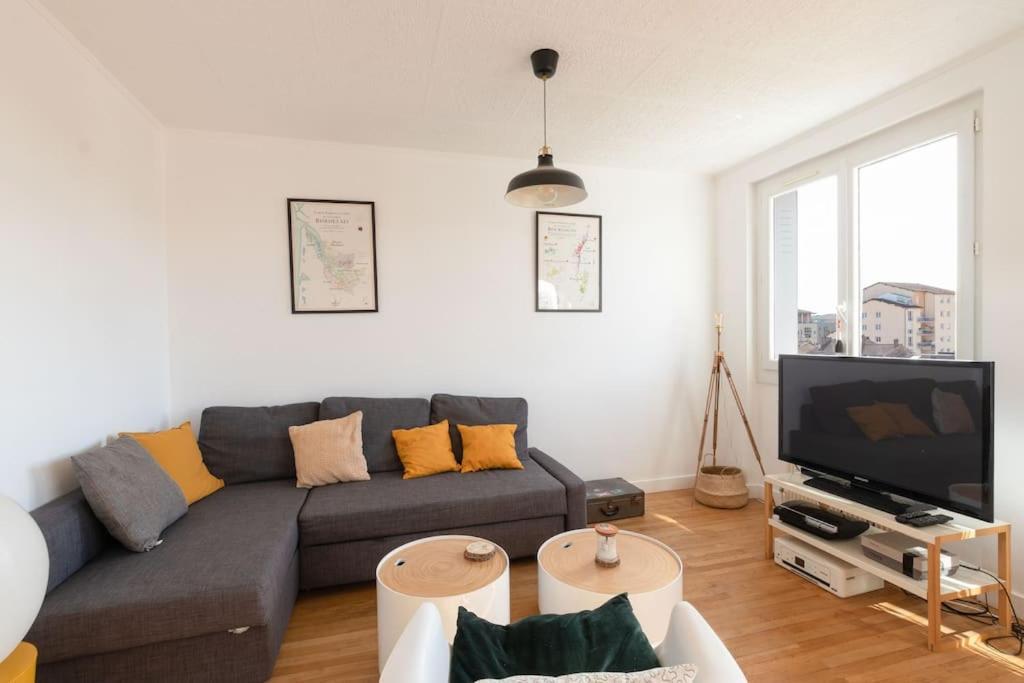 Cabana & Grand Appartement Cosy - Parking & Balcon Villefranche-sur-Saône Exterior photo